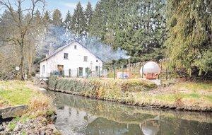 Gemütliches Ferienhaus : Region Herbeumont für 24 Personen