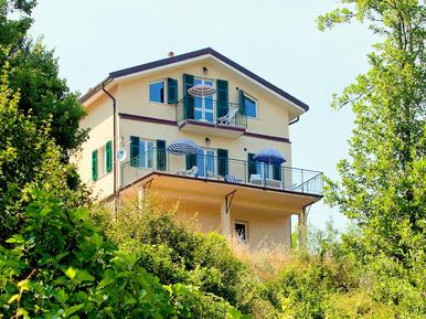 Gemütliches Ferienhaus : Region Sesta Godano für 14 Personen