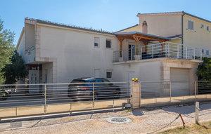 Gemütliches Ferienhaus : Region Kaštel Novi für 10 Personen