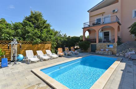  Für 8 Personen: Hübsches Apartment / Ferienwohnung in der Region Faâana-Surida
