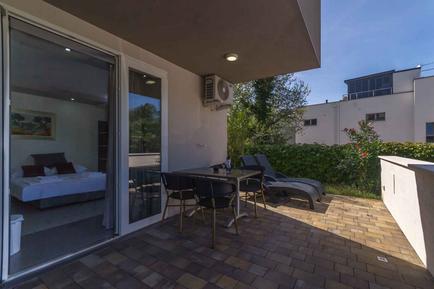  Für 4 Personen: Hübsches Apartment / Ferienwohnung in der Region Njivice