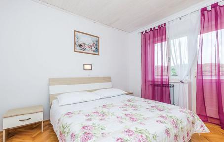  Für 7 Personen: Hübsches Apartment / Ferienwohnung in der Region Supetarska Draga