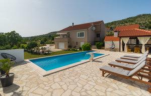 Gemütliches Ferienhaus : Region Brštanovo für 8 Personen