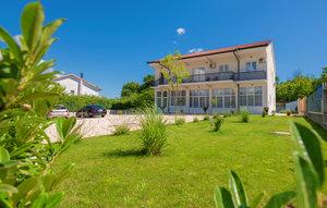 Gemütliches Ferienhaus : Region Kamenmost für 16 Personen