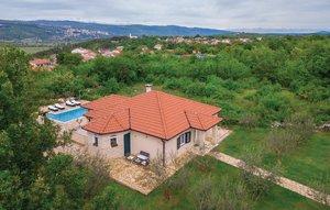 Gemütliches Ferienhaus : Region Grubine für 8 Personen