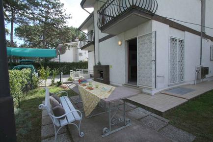  Für 7 Personen: Hübsches Apartment / Ferienwohnung in der Region Lignano Pineta