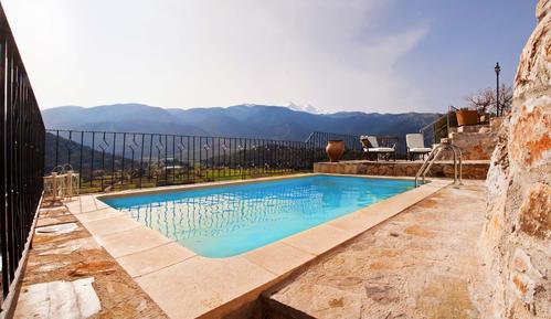 Ferienhaus mit Pool Ferienhaus mit Pool