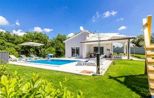 Gemütliches Ferienhaus : Region Divšiki für 6 Personen