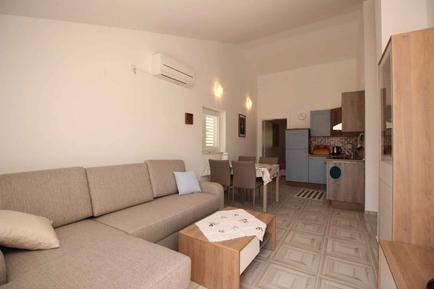  Für 4 Personen: Hübsches Apartment / Ferienwohnung in der Region Baška