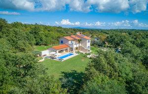 Ferienwohnung mit Pool Ferienwohnung mit Pool