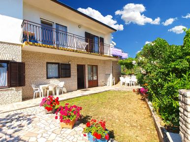  Für 4 Personen: Hübsches Apartment / Ferienwohnung in der Region Pjescana Uvala