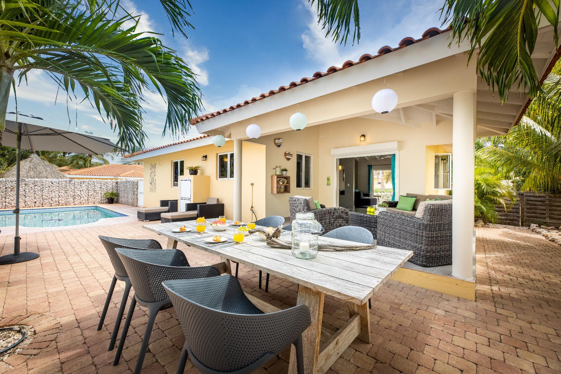 Ferienhaus mit Privatpool für 6 Personen + 1