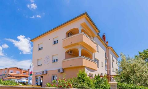  Für 4 Personen: Hübsches Apartment / Ferienwohnung in der Region Medulin