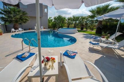 Ferienhaus mit Pool Ferienhaus mit Pool