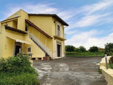 Ferienhaus mit Pool Ferienhaus mit Pool
