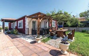 Gemütliches Ferienhaus : Region Buâinija für 8 Personen