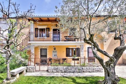  Für 5 Personen: Hübsches Apartment / Ferienwohnung in der Region Murine