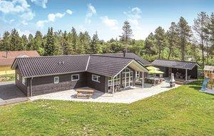 Gemütliches Ferienhaus : Region Ho für 10 Personen