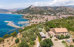 Gemütliches Ferienhaus : Region San Marco di Castellabate für 18 Personen