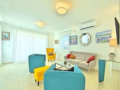 Gemütliches Ferienhaus : Region Vosteni für 8 Personen