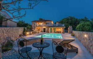 Gemütliches Ferienhaus : Region Polje für 10 Personen