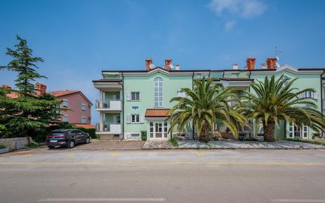  Für 5 Personen: Hübsches Apartment / Ferienwohnung in der Region Crveni Vrh