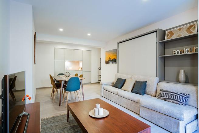 Ferienwohnung Fur 6 Erwachsene 2 Kinder In Madrid Atraveo Objekt Nr