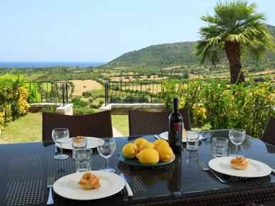  Für 4 Personen: Hübsches Apartment / Ferienwohnung in der Region Tanaunella