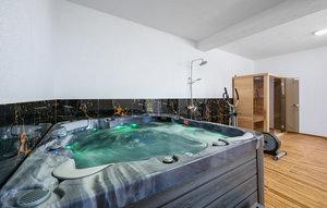 Gemütliches Ferienhaus : Region Cukrici für 11 Personen