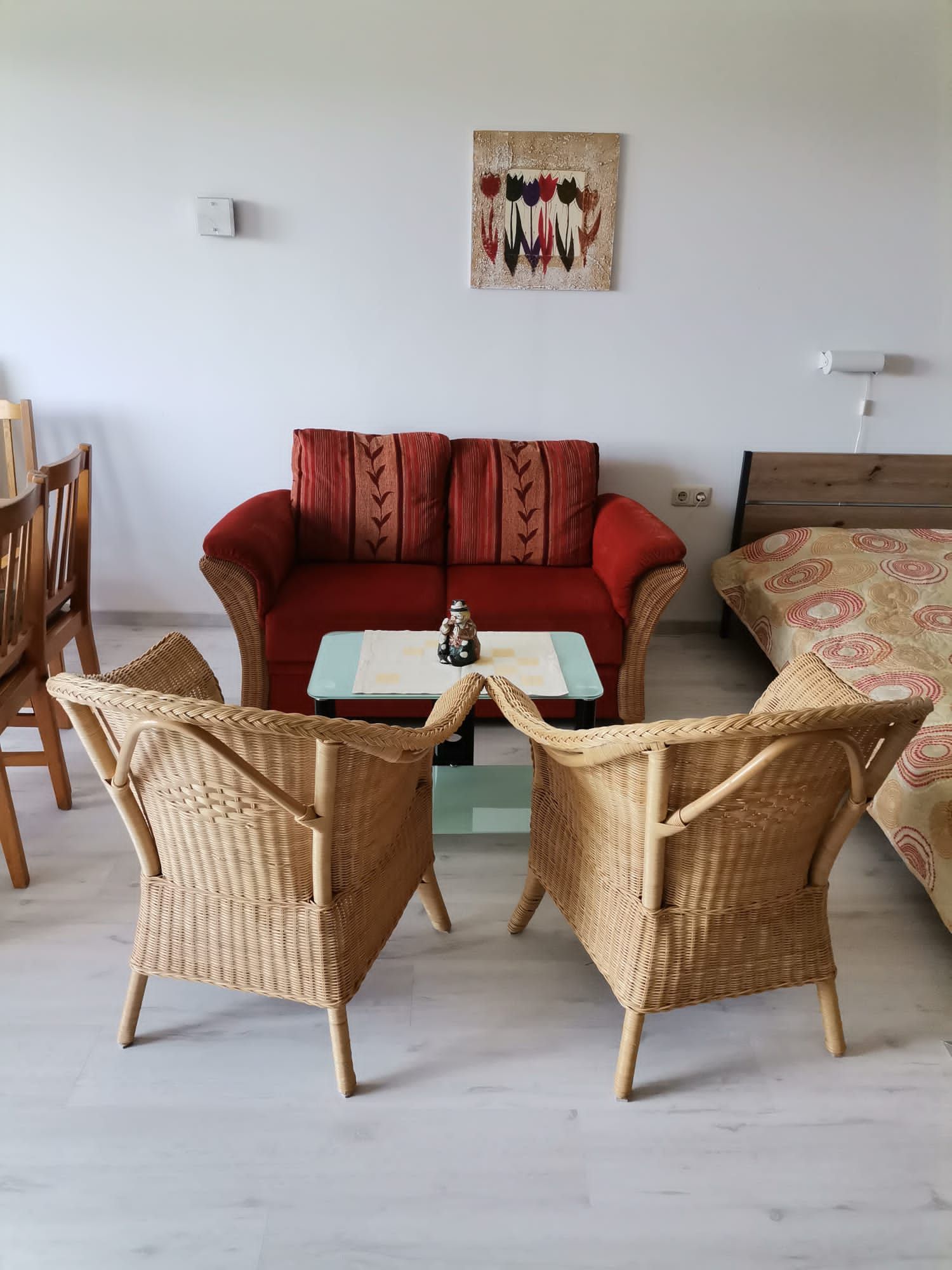 Rolligerechtes Appartement mit Terrasse und Garten