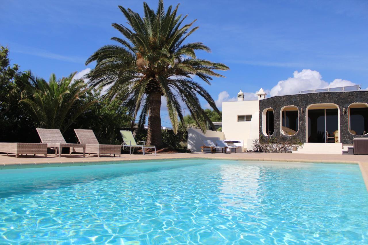 Finca Sin Pena - Villa und Apartment auf parkä