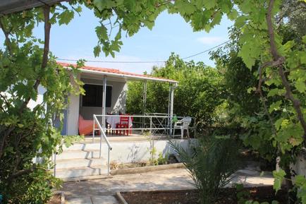 Gemütliches Ferienhaus : Region Anavyssos für 5 Personen