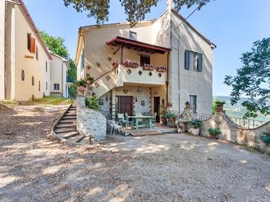  Für 4 Personen: Hübsches Apartment / Ferienwohnung in der Region Stroncone