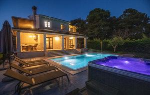 Gemütliches Ferienhaus : Region Manjadvorci für 10 Personen