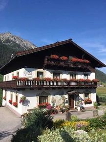  Für 4 Personen: Hübsches Apartment / Ferienwohnung in der Region Tirol