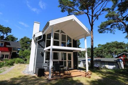 Gemütliches Ferienhaus : Region Ostseebad Baabe für 5 Personen