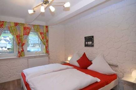  Für 4 Personen: Hübsches Apartment / Ferienwohnung in der Region Oberkirchen