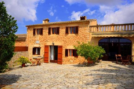  Für 9 Personen: Hübsches Apartment / Ferienwohnung in der Region San Lorenzo de Cardessar