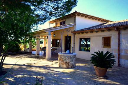 Gemütliches Ferienhaus : Region Can Picafort für 9 Personen