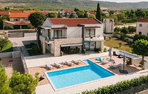 Gemütliches Ferienhaus : Region Dalmatien für 8 Personen