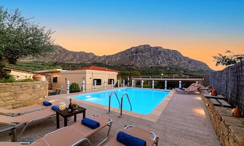 Ferienhaus, Privater Pool