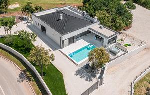 Gemütliches Ferienhaus : Region Rebici für 8 Personen