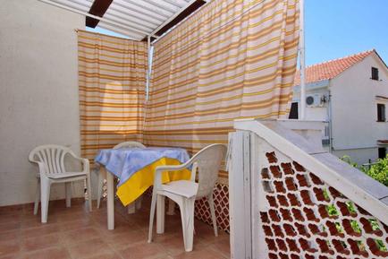  Für 2 Personen: Hübsches Apartment / Ferienwohnung in der Region Šilo