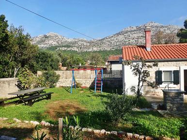 Gemütliches Ferienhaus : Region Starigrad-Paklenica für 4 Personen