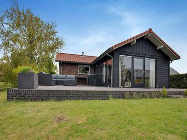 Gemütliches Ferienhaus : Region Zeeland für 4 Personen