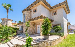 Gemütliches Ferienhaus : Region Cala Bona für 6 Personen