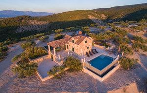 Gemütliches Ferienhaus : Region Dol für 7 Personen