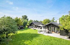 Gemütliches Ferienhaus : Region Seeland für 8 Personen