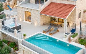 Gemütliches Ferienhaus : Region Blato für 6 Personen