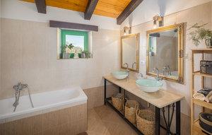 Gemütliches Ferienhaus : Region Šoriki für 8 Personen